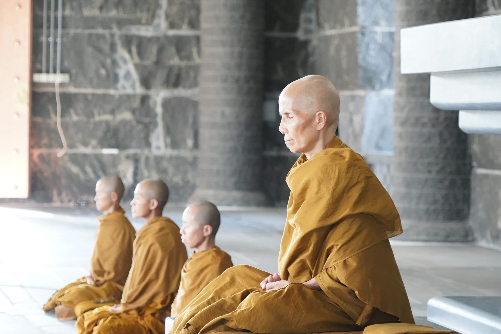 Maha Panna Vihara sangha and supporters