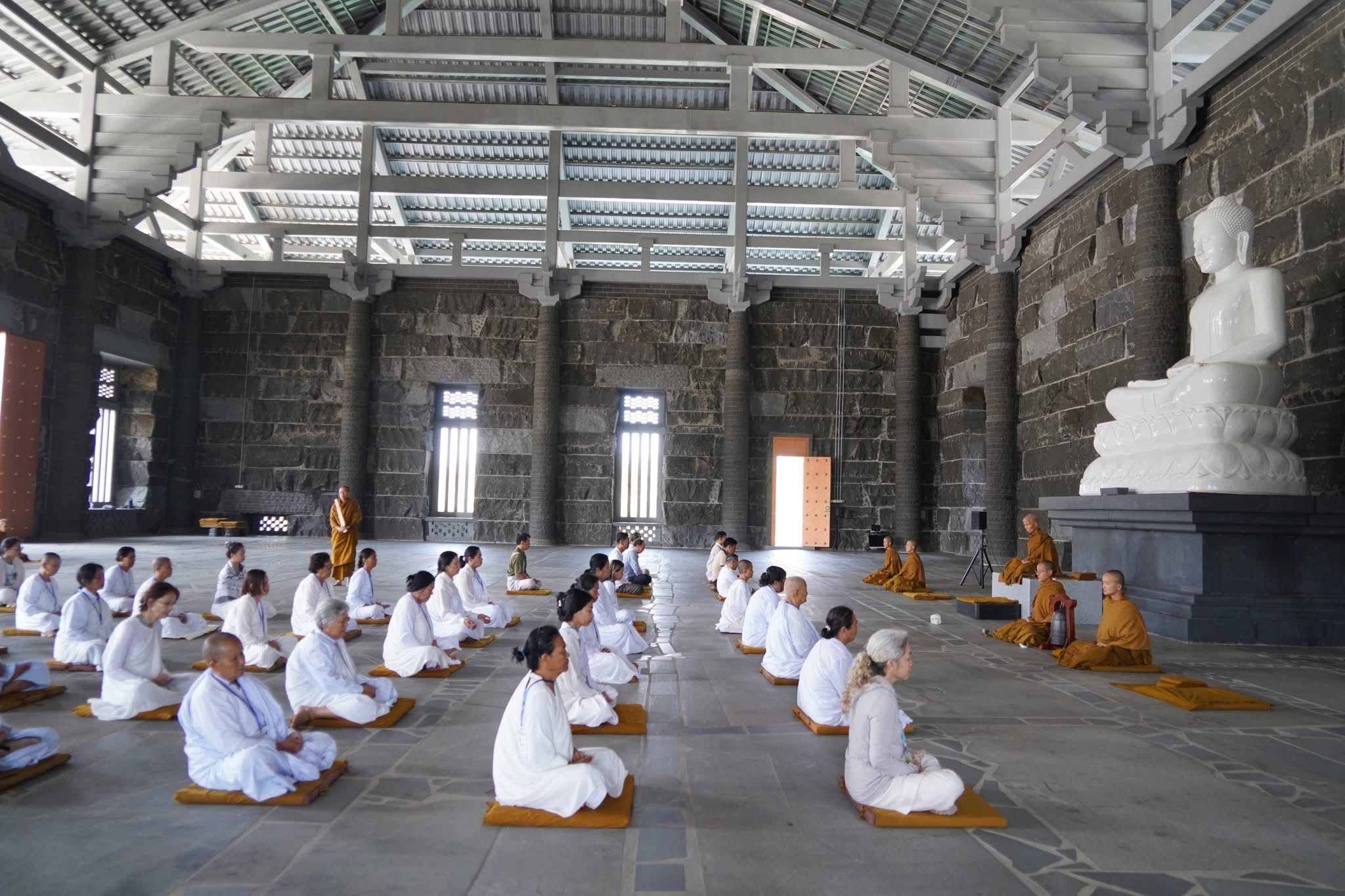 Maha Panna Vihara peaceful temple grounds landscape